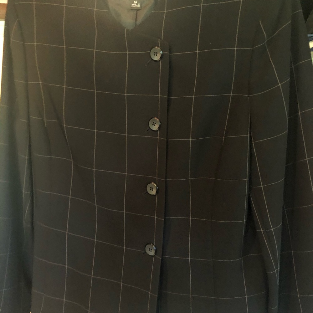 Suit Jacket - Picture 4 of 4